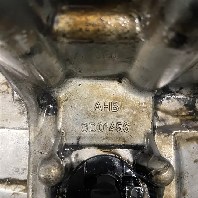 Coppa olio con apertura sensore livello