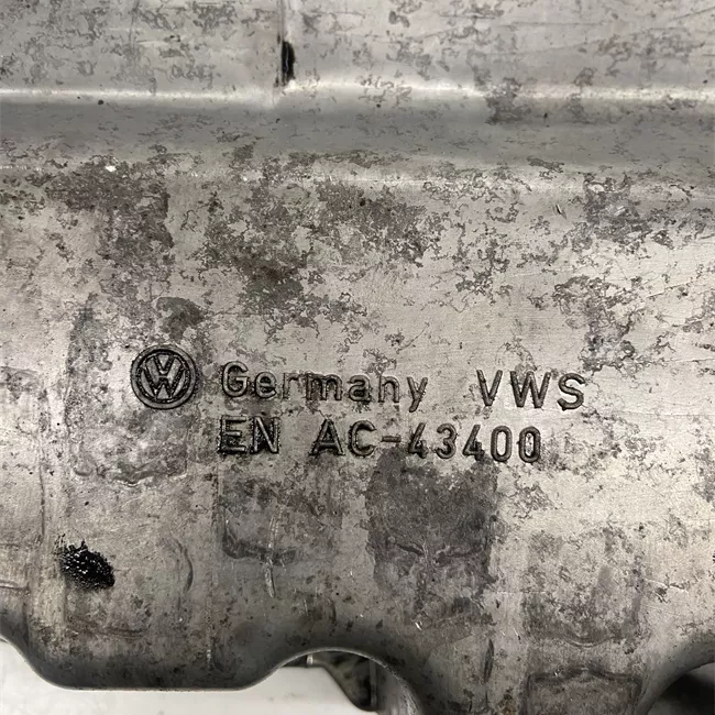 Coppa olio con apertura sensore livello