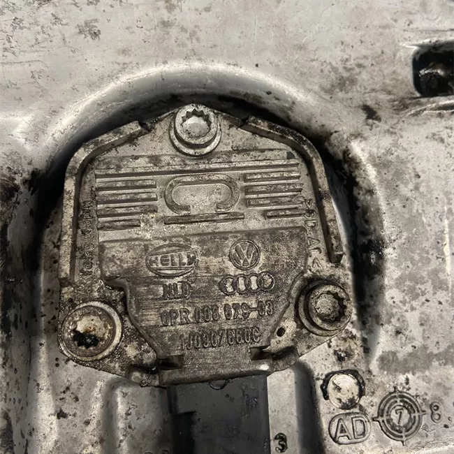 Coppa olio con apertura sensore livello