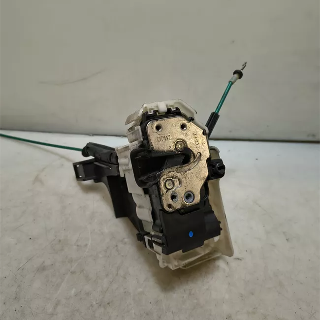 Serratura porta anteriore destra