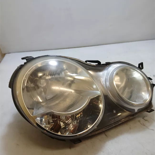 Proiettore destro AL