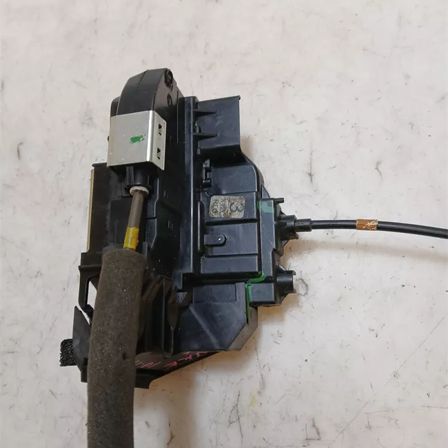 Serratura porta posteriore sinistra