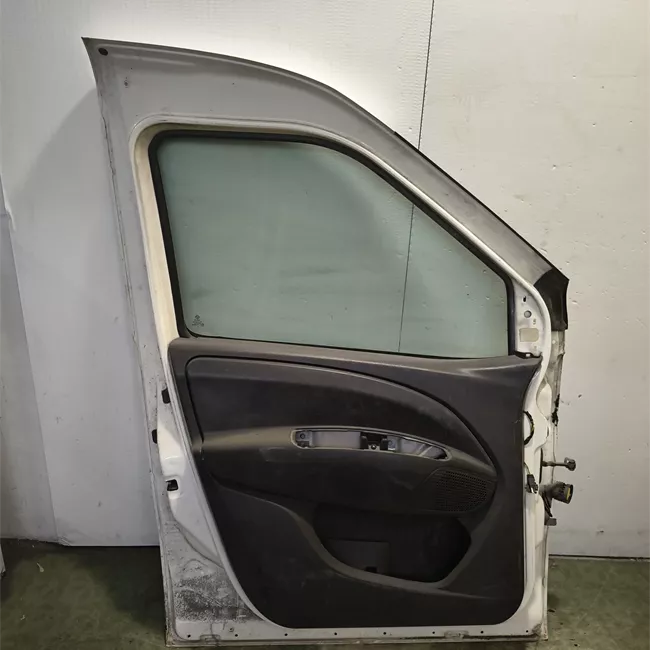 Porta anteriore sinistra