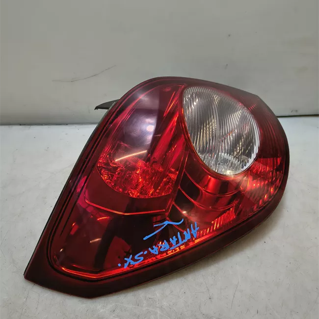 Fanale posteriore sinistro