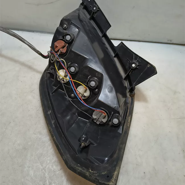 Fanale posteriore sinistro