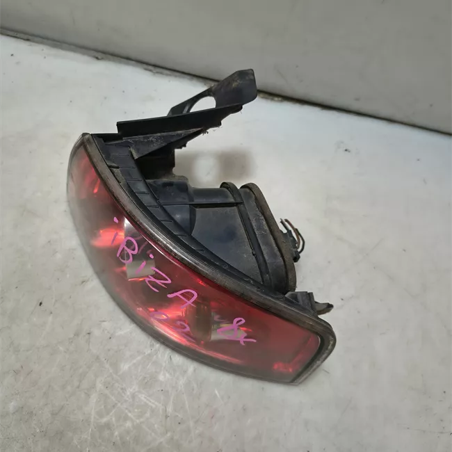 Fanale posteriore parte esterno destro