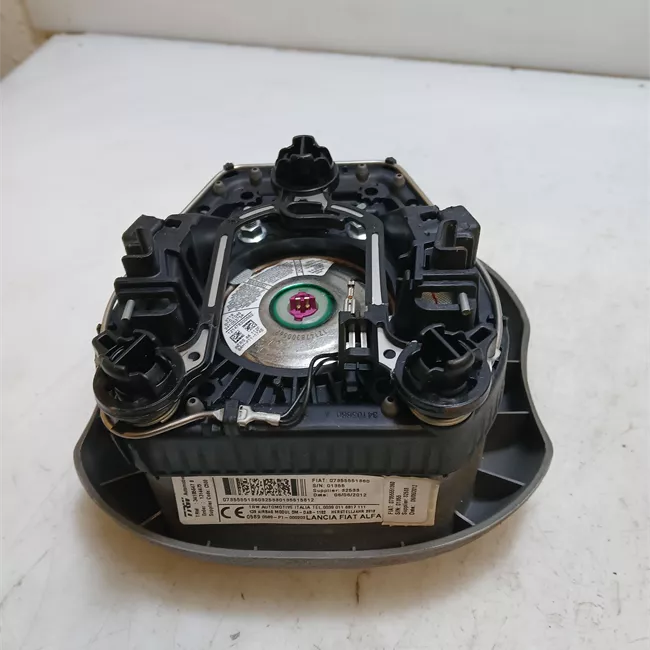 Dispositivo airbag lato guida