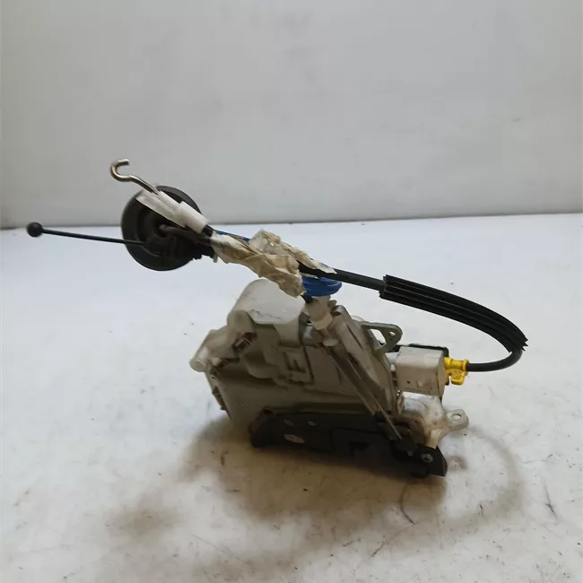 Serratura porta anteriore sinistra