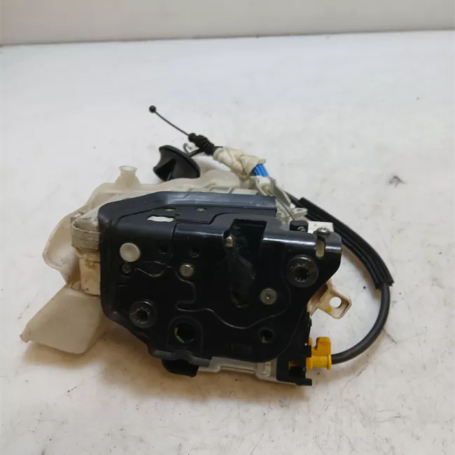 Serratura porta anteriore sinistra