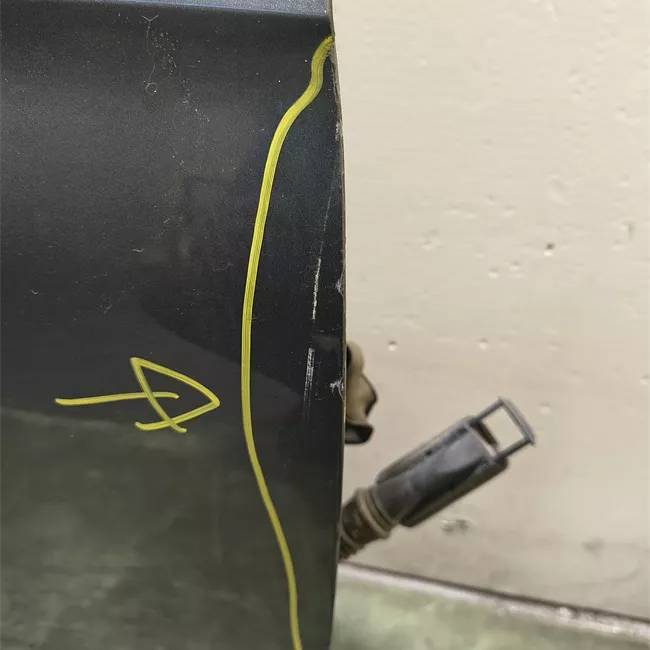 Porta anteriore destra