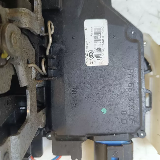 Serratura porta posteriore destra