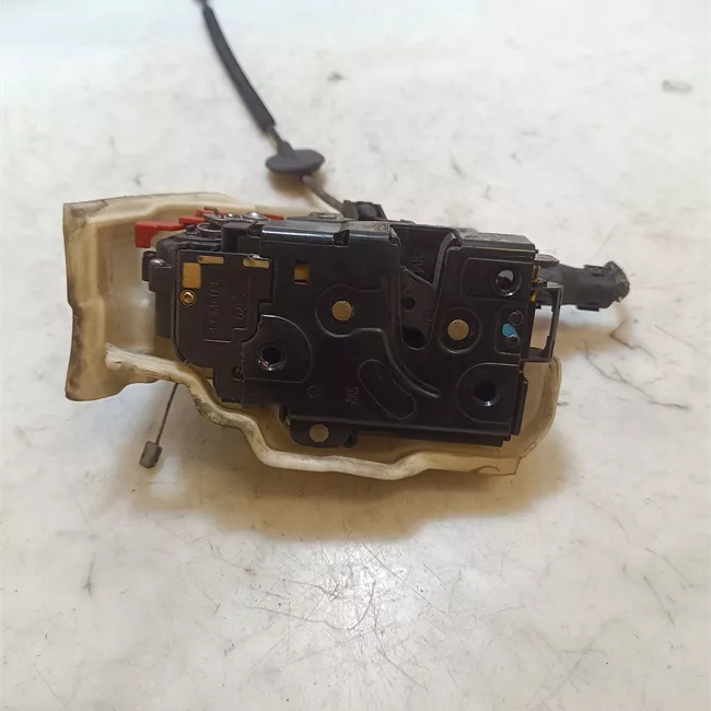 Serratura porta anteriore sinistra