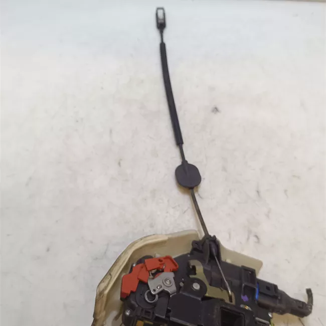 Serratura porta anteriore sinistra