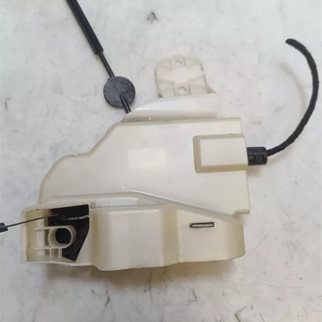 Serratura porta anteriore destra