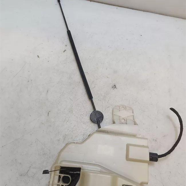 Serratura porta anteriore destra