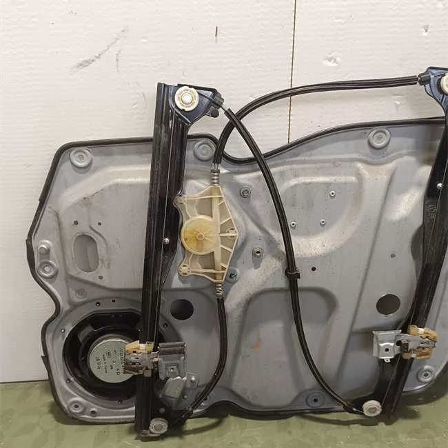 Alzacristallo elettrico porta anteriore sinistro