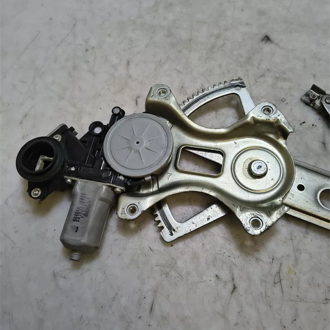 Alzacristallo elettrico porta anteriore sinistro