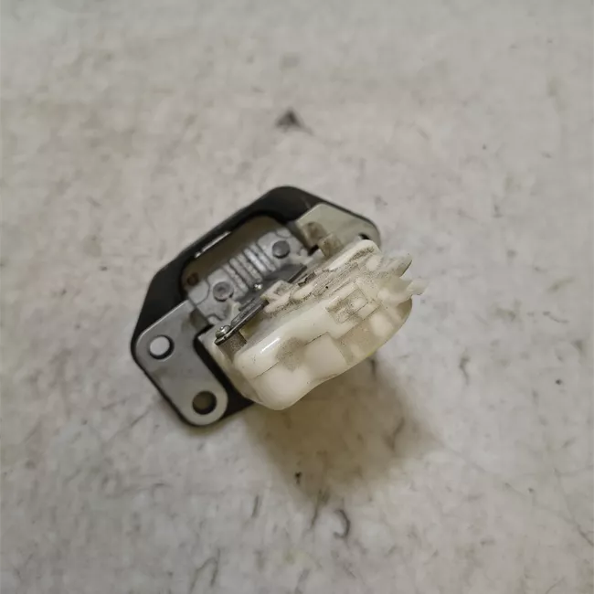 Serratura portello posteriore