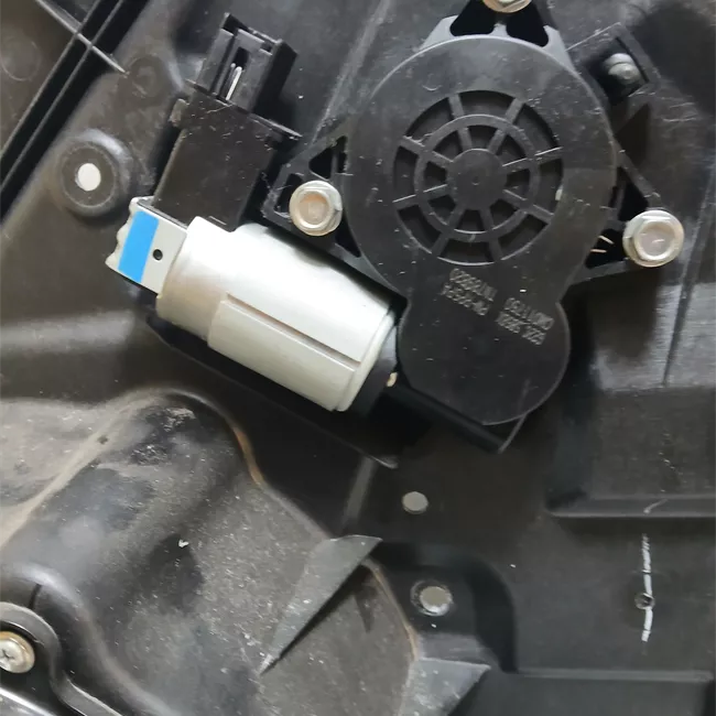 Alzacristallo elettrico porta anteriore destro