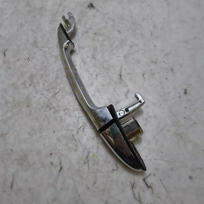 Maniglia porta anteriore destra cromo