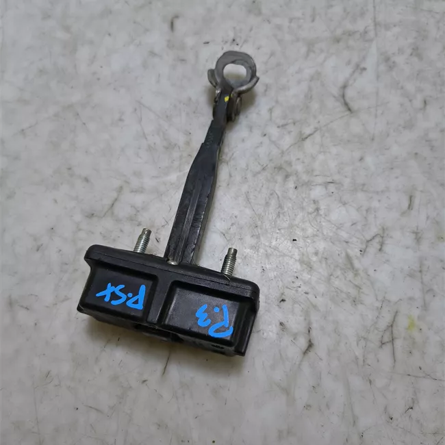 Fermo porta posteriore destro