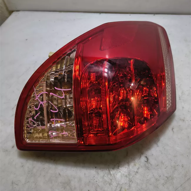 Fanale posteriore sinistro