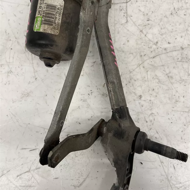 Meccanismo tergiparabrezza con motorino