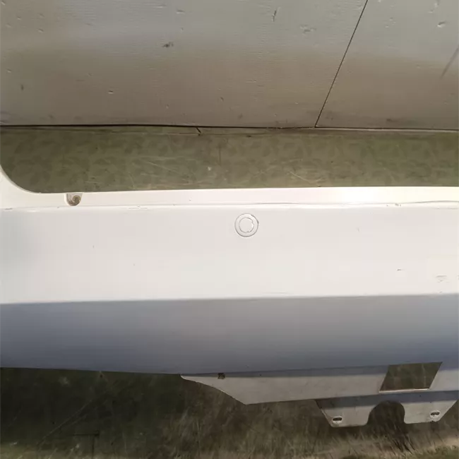 Paraurti posteriore con sensore parcheggio