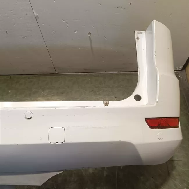 Paraurti posteriore con sensore parcheggio