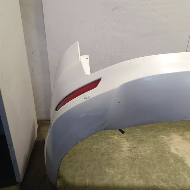 Paraurti posteriore con sensore parcheggio