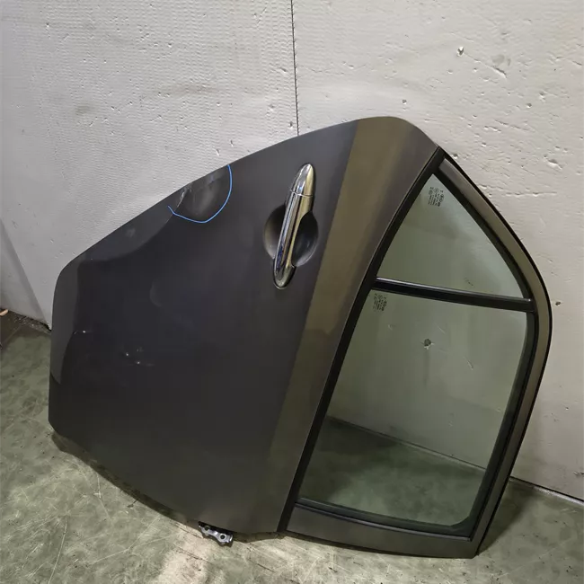 Porta posteriore destra