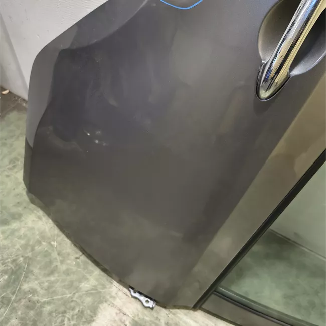 Porta posteriore destra