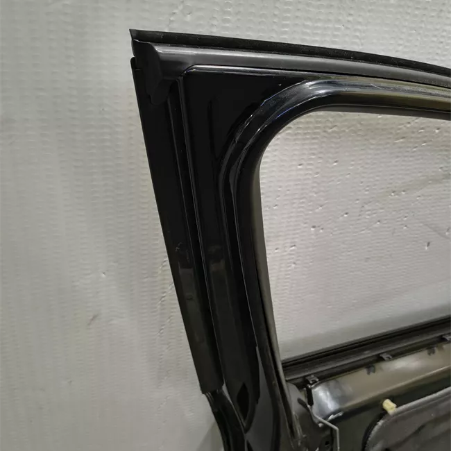 Porta anteriore sinistra