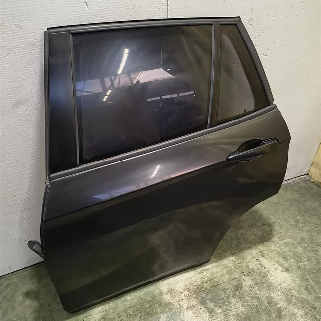 Porta posteriore sinistra