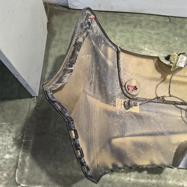 Paraurti posteriore con sensore parcheggio line pack 2 primer