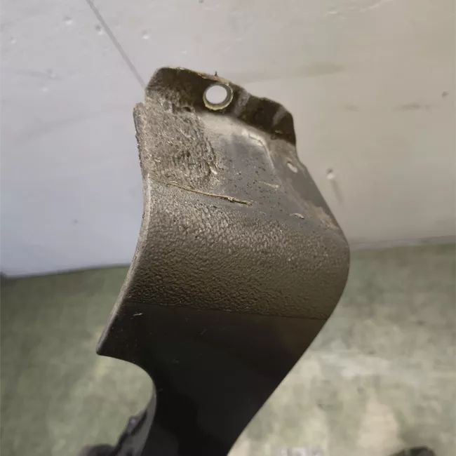 Parafango anteriore sinistro