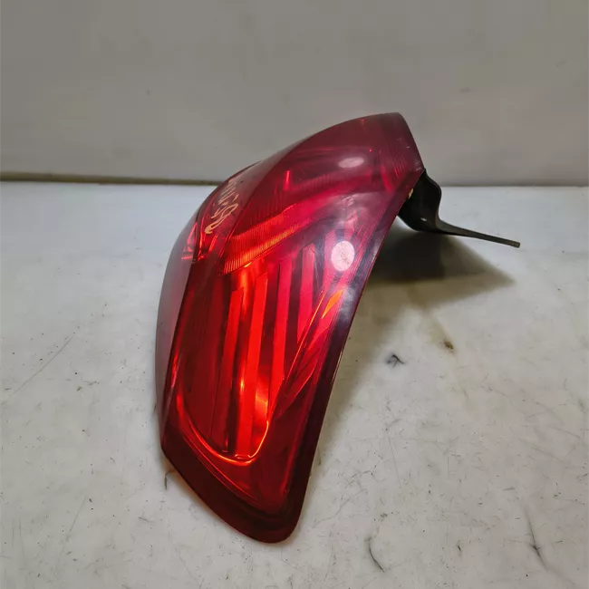 Fanale posteriore parte esterno destro