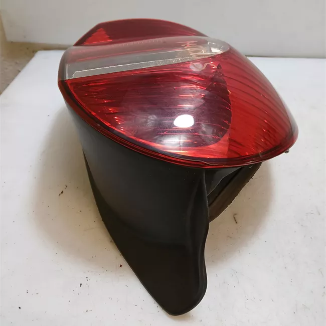 Fanale posteriore sinistro