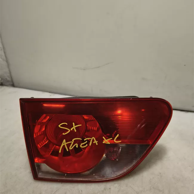 Fanale posteriore parte interno sinistro