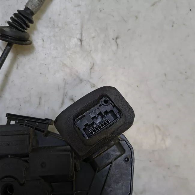 Serratura porta anteriore destra con chiusuraa centralizzata