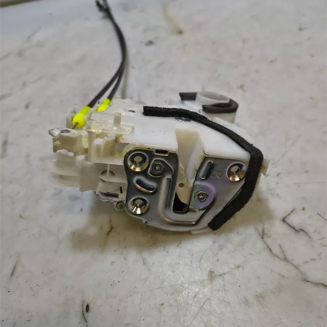 Serratura porta posteriore destra