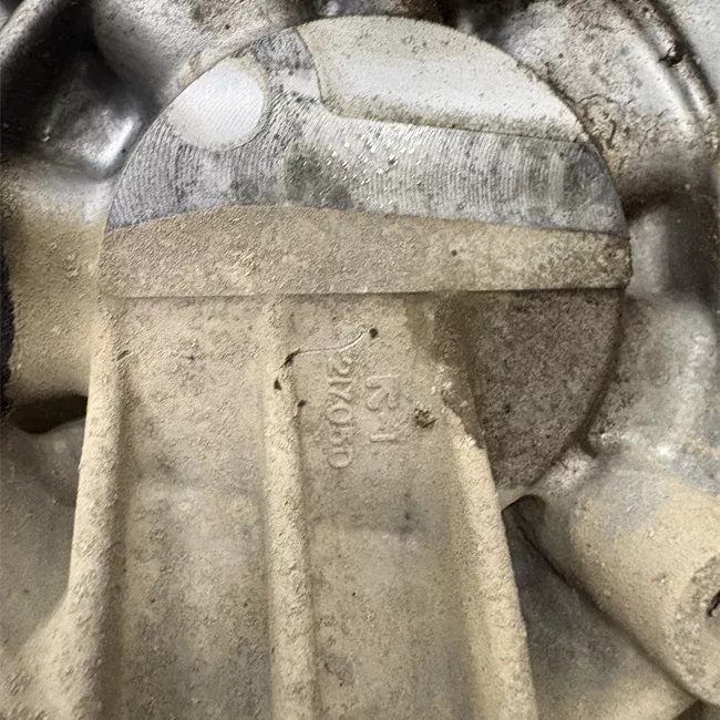 Scatola differenziale centrale sinistra