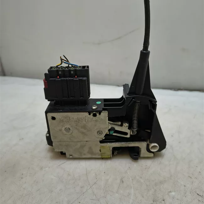 Serratura porta posteriore destra