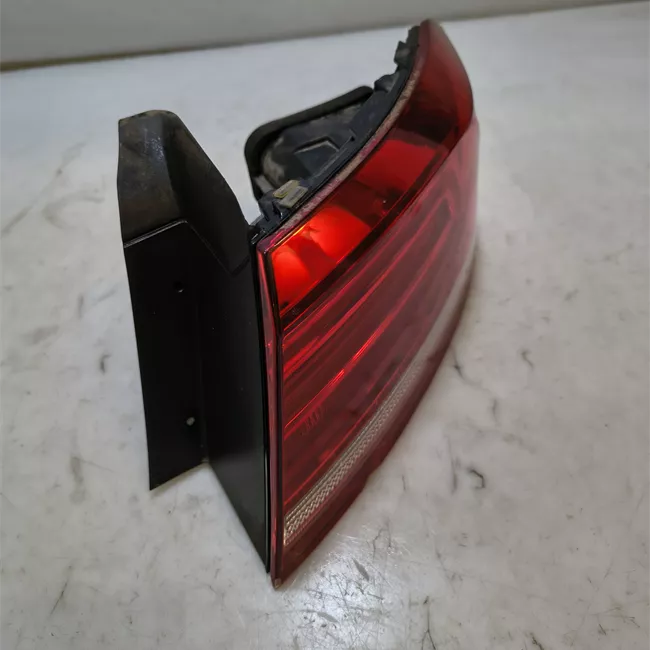 Fanale posteriore parte esterno destro Led