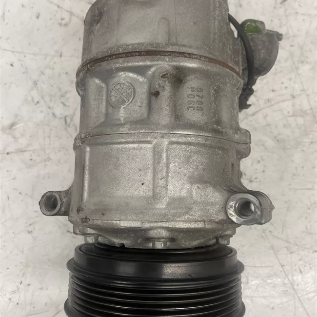 Compressore aria condizionata rotazionale