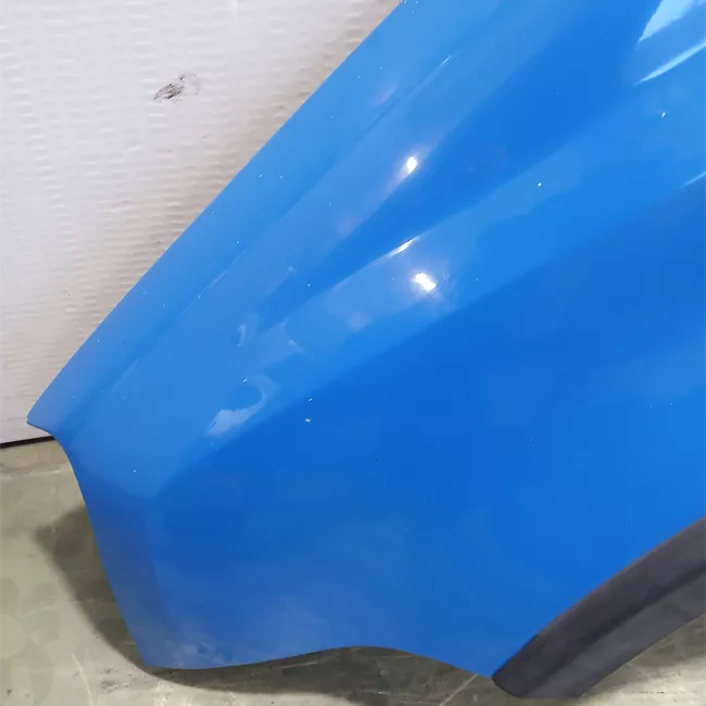 Parafango anteriore sinistro