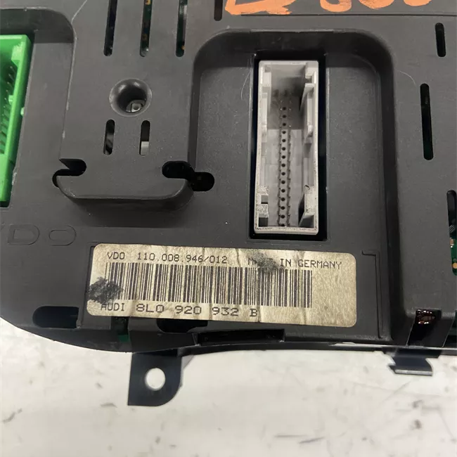 Quadro strumenti completo rotazionale ione