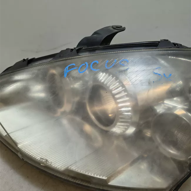 Proiettore sinistro Xeno