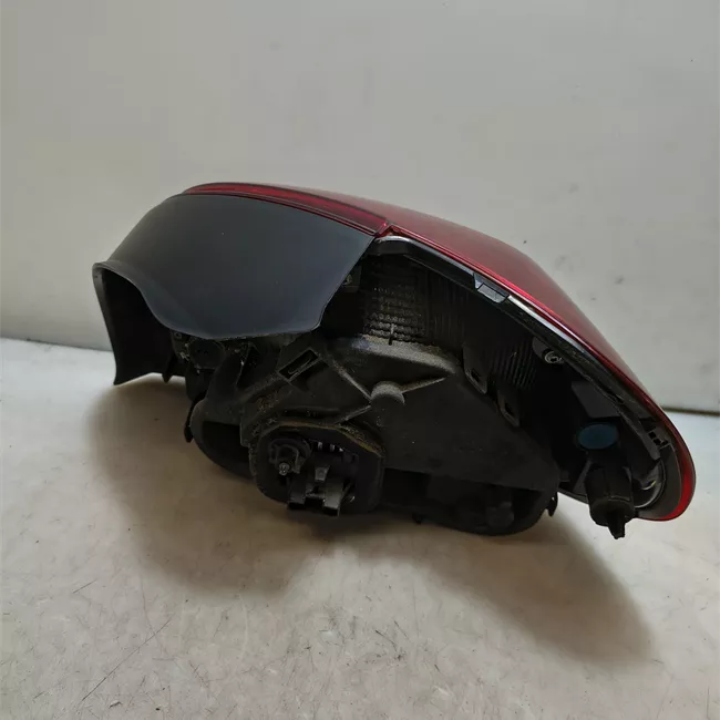 Fanale posteriore sinistro con 1 retromarcia