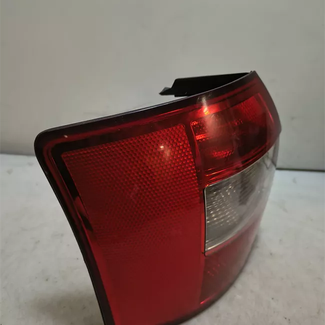 Fanale posteriore sinistro